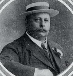 George Davidson, detto Geo. Rilevò il Genoa nel 1913.